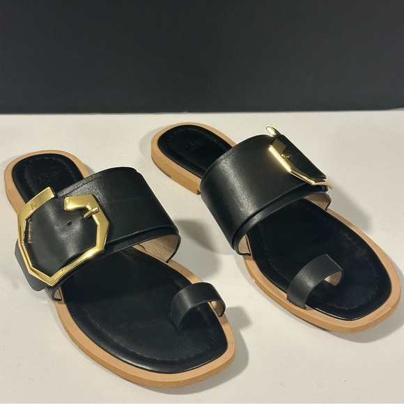 Louise et Cie Shoes - Louise et Cie Altan Sandals Leather Toe Ring
Black with Gold Buckle Preppy 8.5